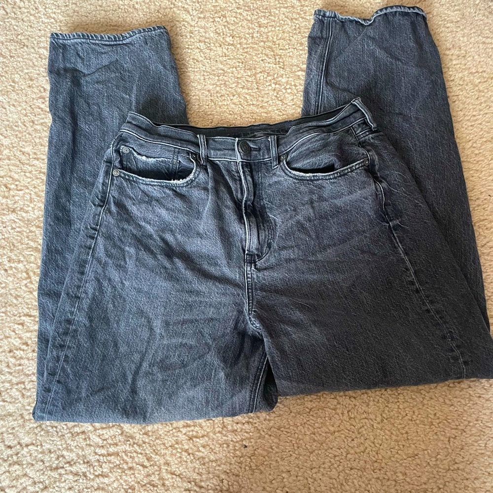 American Eagle High Rise Mom Jeans